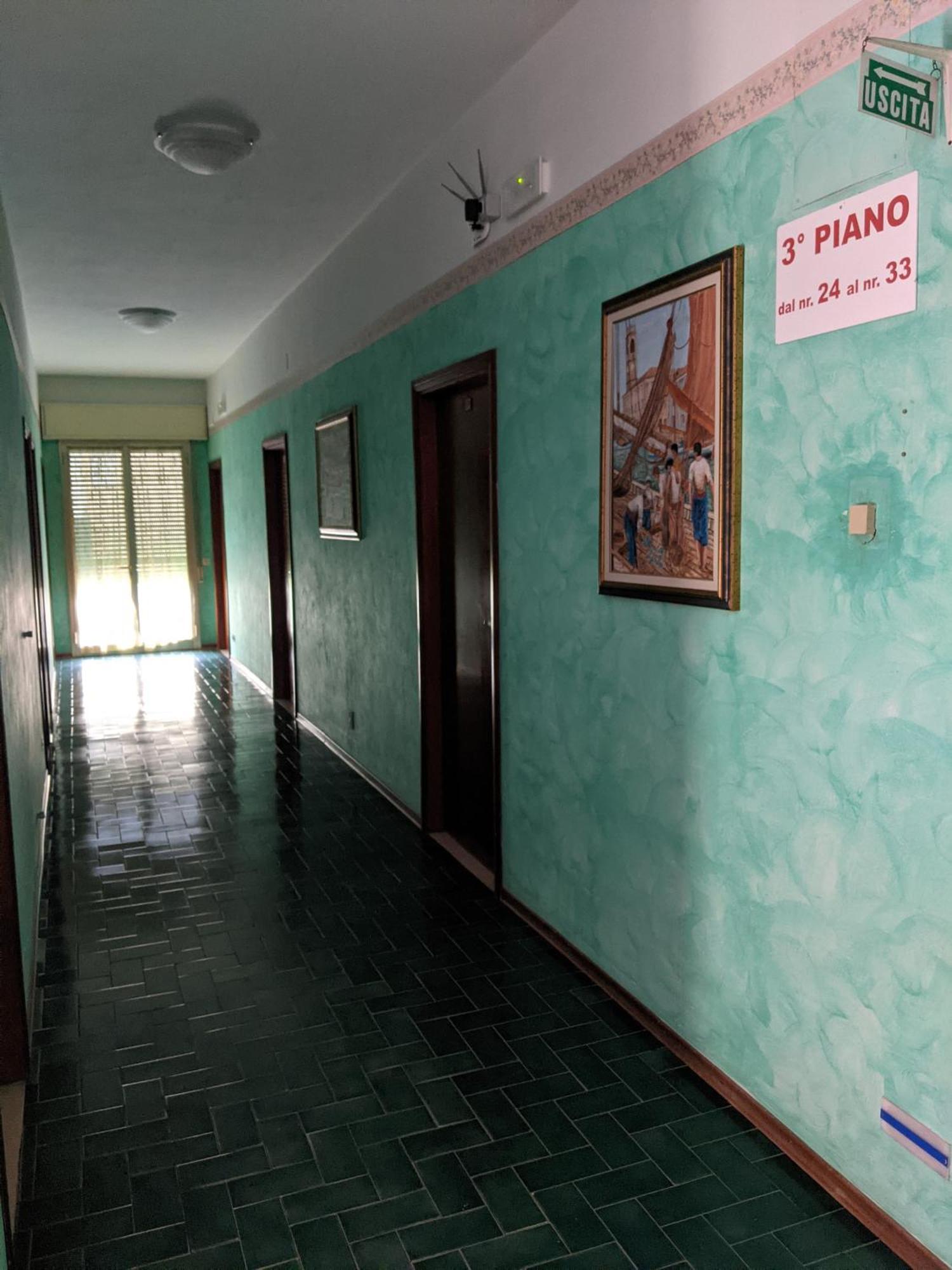 Hotel Bellevue Cesena Bagian luar foto