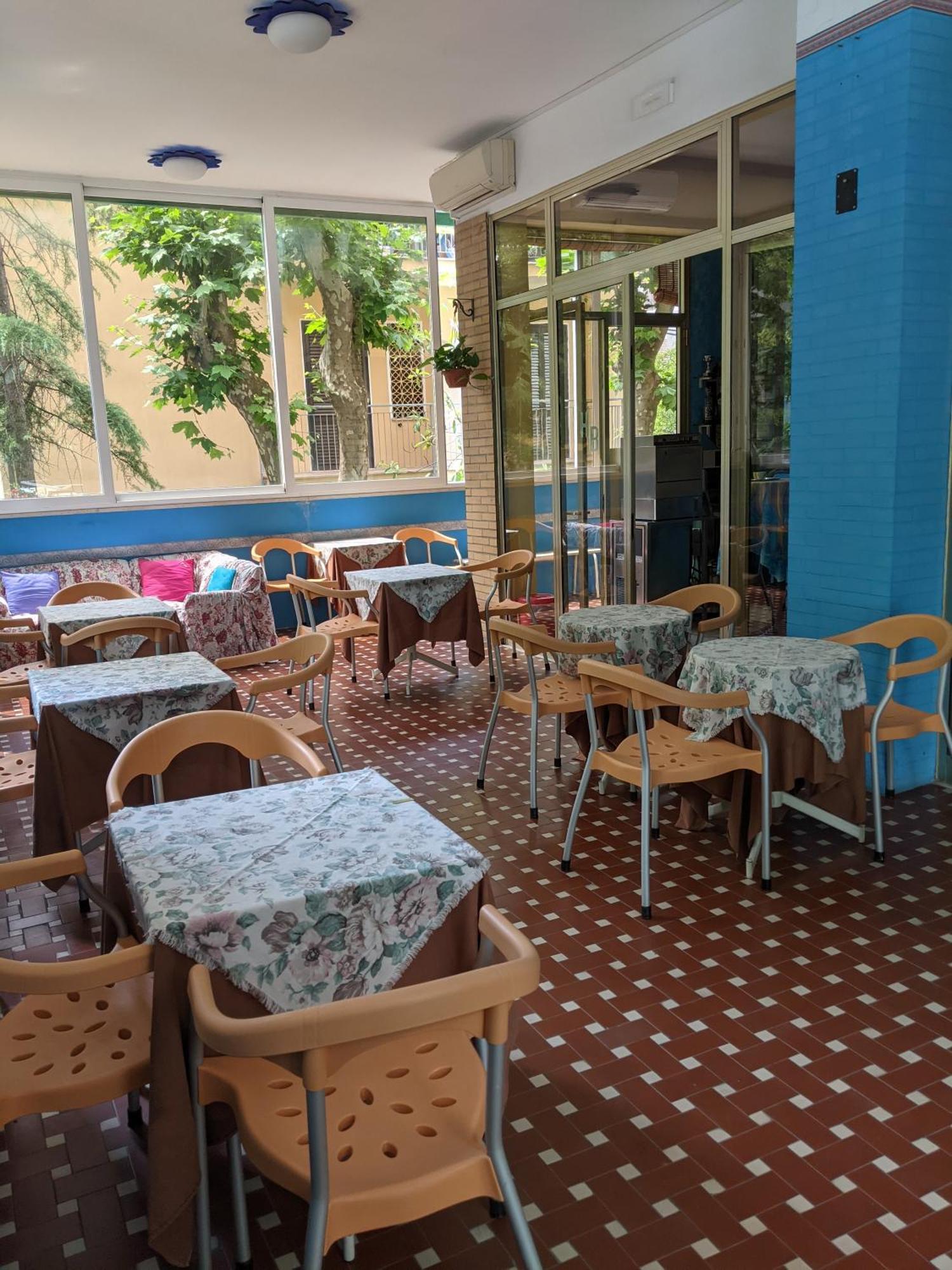 Hotel Bellevue Cesena Bagian luar foto